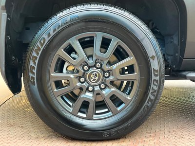 صورة مصغرة 33 لـ 2024 Toyota LAND CRUISER 250
