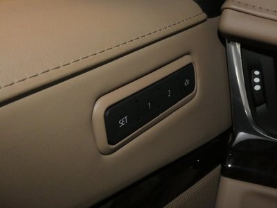 صورة مصغرة 54 لـ 2020 Cadillac ESCALADE