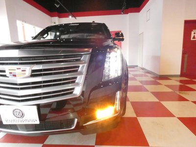 صورة مصغرة 46 لـ 2020 Cadillac ESCALADE