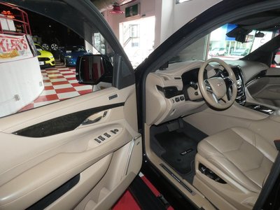 صورة مصغرة 13 لـ 2020 Cadillac ESCALADE