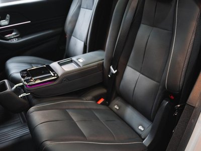 2024 Mercedes-BENZ GLS photo 4