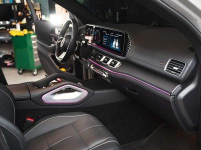 2024 Mercedes-BENZ GLS photo 8