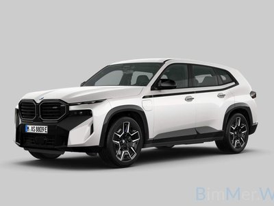 BMW XM - 1