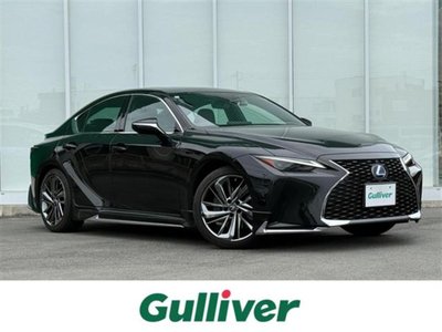 LEXUS IS - 1