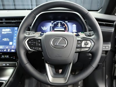 LEXUS LBX - 9