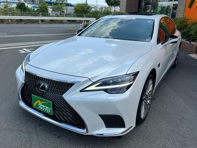 صورة 4 لـ 2024 Lexus LS