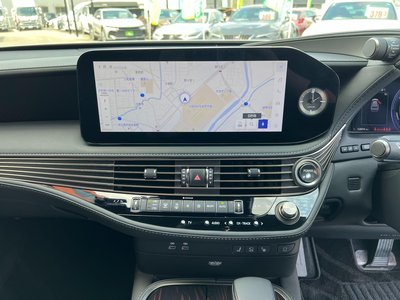 2024 Lexus LS thumbnail 28