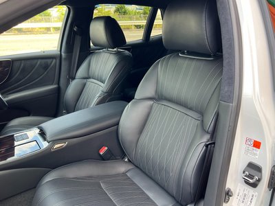2024 Lexus LS thumbnail 43