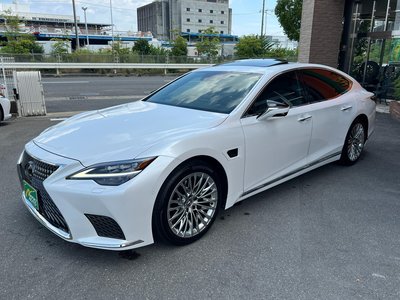 صورة 2 لـ 2024 Lexus LS