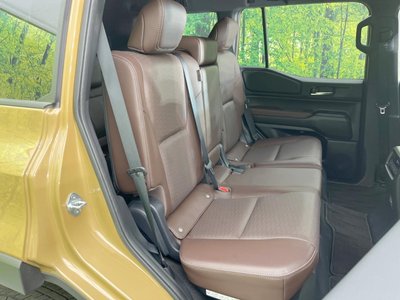 TOYOTA LAND CRUISER 250 - 9