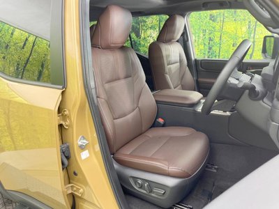 TOYOTA LAND CRUISER 250 - 8