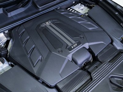 BENTLEY BENTAYGA - 7