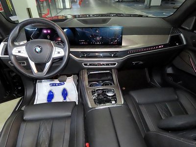 BMW X7 - 10