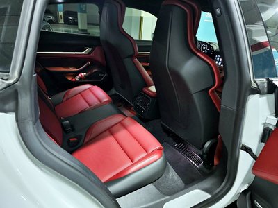 صورة مصغرة 16 لـ 2021 Porsche TAYCAN