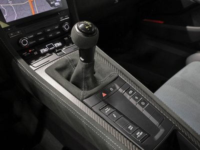 صورة 6 لـ 2024 Porsche 718