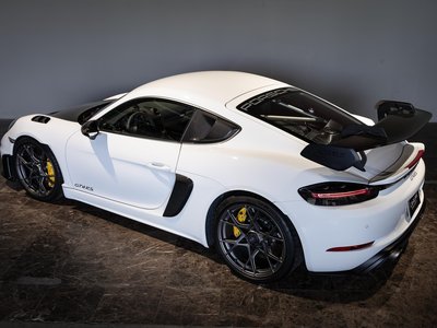 صورة 3 لـ 2024 Porsche 718