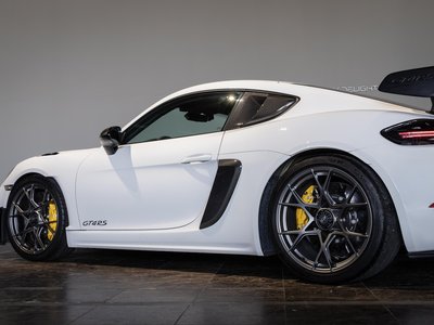 صورة 9 لـ 2024 Porsche 718