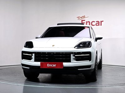 صورة 2 لـ 2024 Porsche CAYENNE