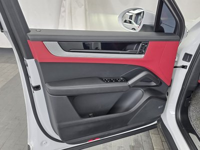 صورة مصغرة 14 لـ 2024 Porsche CAYENNE
