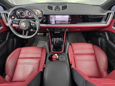 صورة 5 لـ 2024 Porsche CAYENNE