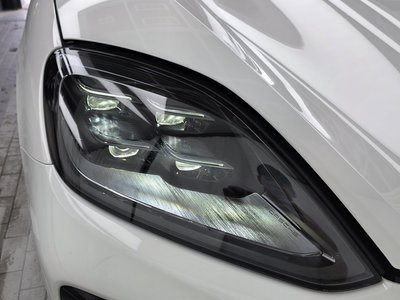 صورة 9 لـ 2024 Porsche CAYENNE