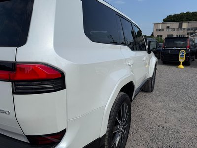 صورة مصغرة 49 لـ 2025 Lexus GX