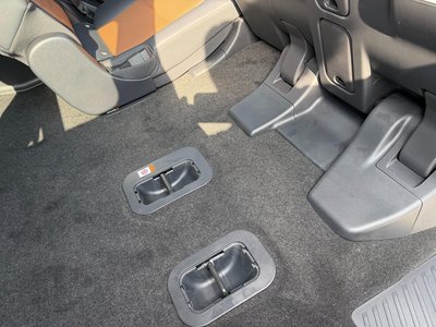 صورة مصغرة 30 لـ 2025 Lexus GX