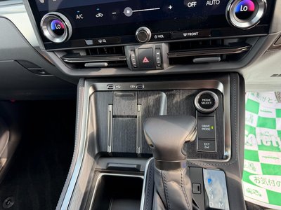 صورة مصغرة 18 لـ 2025 Lexus GX