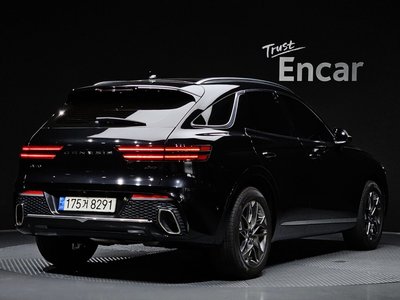 صورة 3 لـ 2021 Genesis GV70