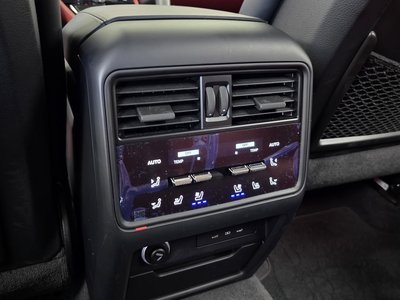 2024 Porsche CAYENNE — миниатюра 19