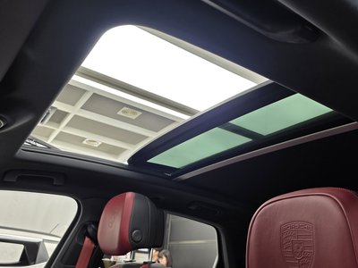 2024 Porsche CAYENNE — миниатюра 18