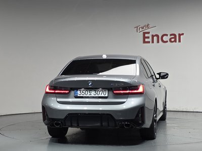 BMW 3 SERIES - 4