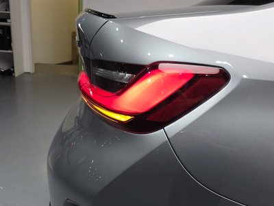 BMW 3 SERIES - 10