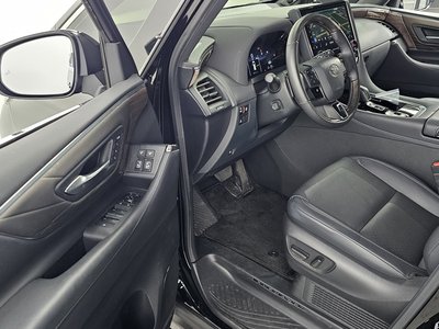 2025 Toyota ALPHARD photo 10