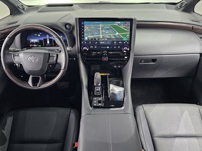 2025 Toyota ALPHARD photo 5