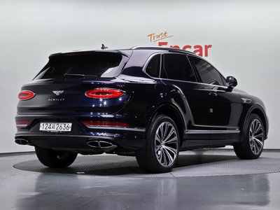 BENTLEY BENTAYGA - 4