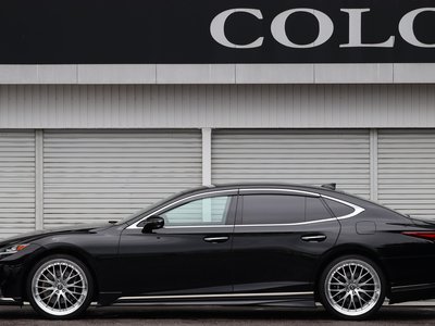 صورة 7 لـ 2020 Lexus LS