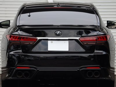 صورة 10 لـ 2020 Lexus LS