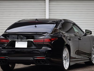 صورة 6 لـ 2020 Lexus LS