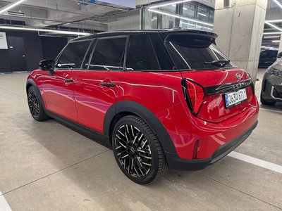 صورة 3 لـ 2024 MINI COOPER S