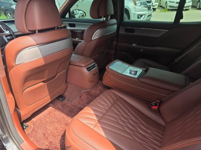 صورة 8 لـ 2022 Genesis G90