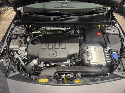 MERCEDES-BENZ CLA - 9