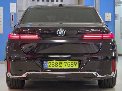 2024 BMW 7 SERIES photo 3