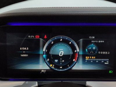 MERCEDES-BENZ CLS - 8