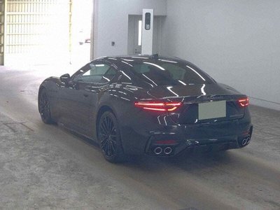 صورة 2 لـ 2025 Maserati GRANTURISMO