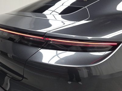 PORSCHE TAYCAN - 10