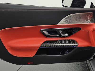 صورة مصغرة 14 لـ 2023 Mercedes-BENZ SL