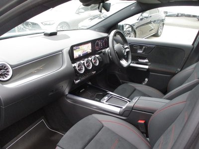 2025 Mercedes-BENZ GLA AMG 缩略图 23
