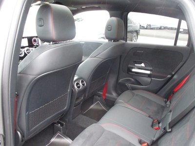 2025 Mercedes-BENZ GLA AMG 缩略图 22