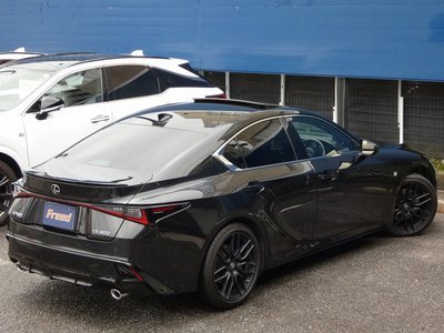2021 Lexus IS — миниатюра 66